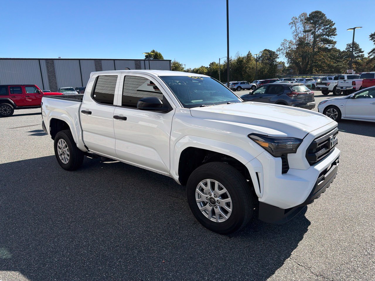Used 2025 Toyota Tacoma SR RWD image 11