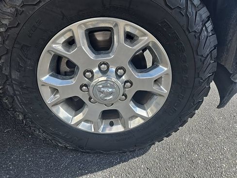 Used 2020 RAM 3500 Laramie AWD/4WD image 37