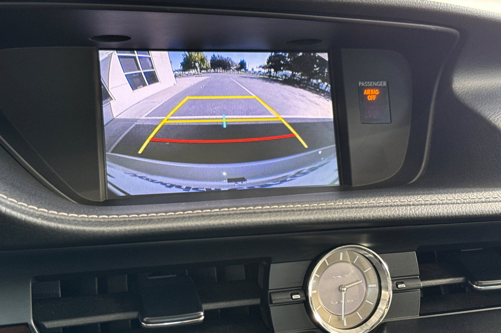 Used 2016 Lexus ES 350 w/ Navigation System Package FWD image 25