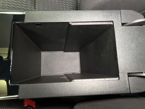 Used 2026 Chevrolet Equinox LT image 25