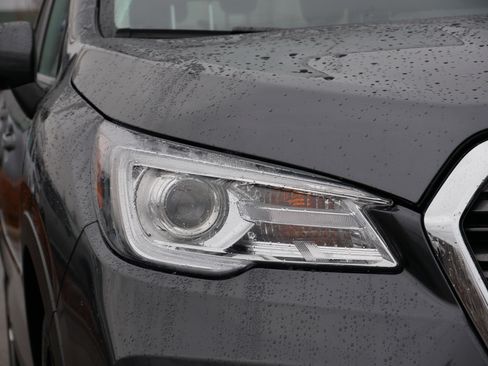 Used 2021 Subaru Ascent Limited w/ Technology Package image 17