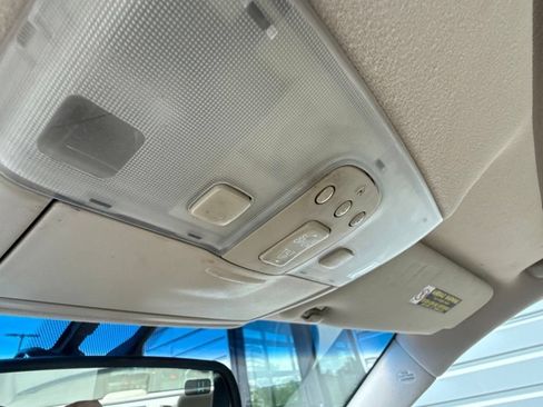 Used 2004 Lexus ES 330 FWD image 21