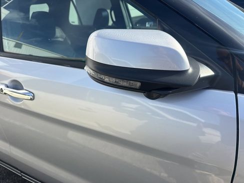 Used 2019 Ford Explorer Limited w/ Class III Trailer Tow Package image 12