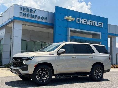Used 2023 Chevrolet Tahoe Z71 AWD/4WD image 1