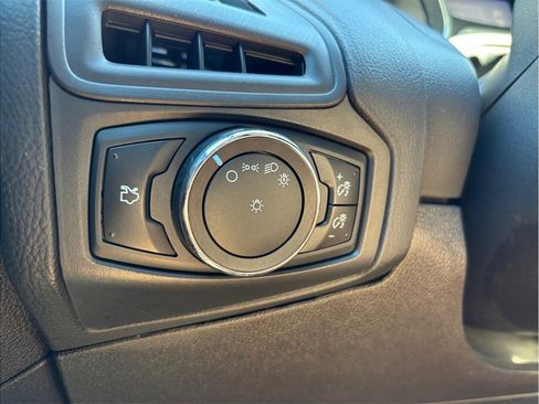 Used 2013 Ford Focus SE image 23