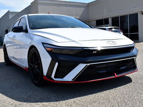 Used 2025 Hyundai Elantra N FWD image 7