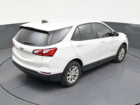 Used 2020 Chevrolet Equinox LS FWD image 16