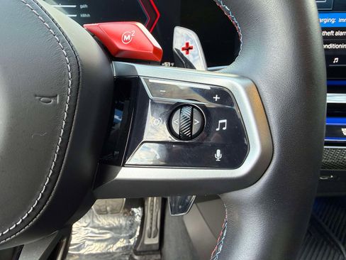 Used 2025 BMW M5 w/ Carbon Package image 50