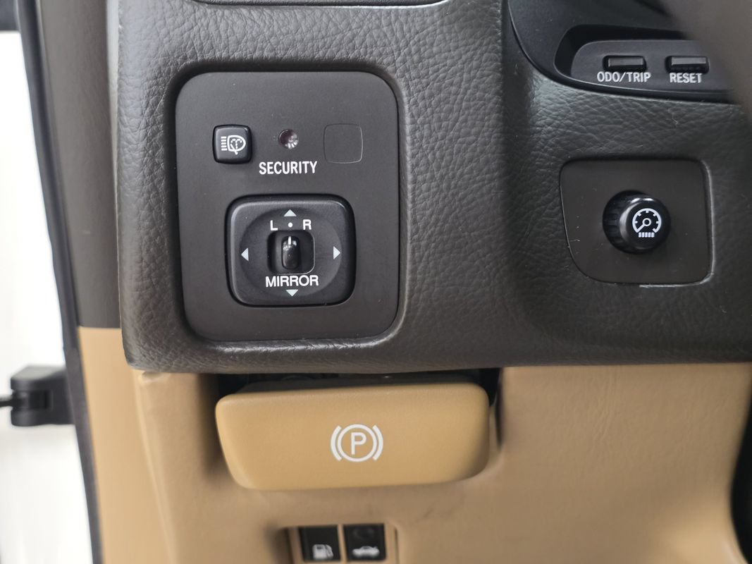 Used 2006 Lexus SC 430 Convertible RWD image 45