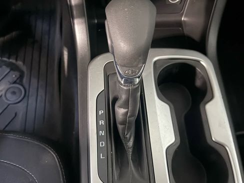 Used 2022 Chevrolet Colorado LT image 16