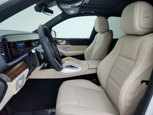 Certified 2025 Mercedes-Benz GLE 350 4MATIC image 10