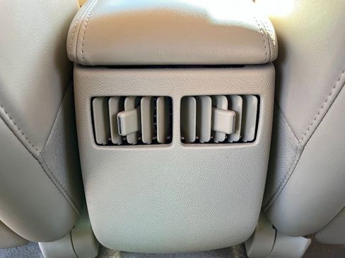 Used 2008 Buick Lucerne CXL w/ Ultra Confidence Package image 40