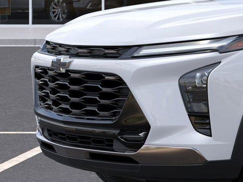 New 2026 Chevrolet Trax ACTIV w/ Driver Confidence Package FWD image 18