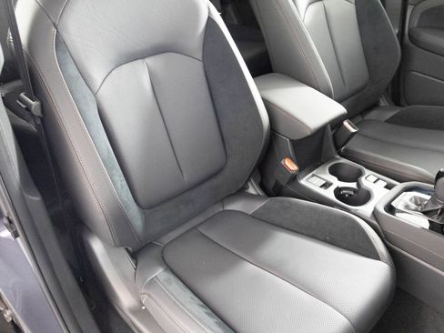 Used 2025 Subaru Forester Touring image 40