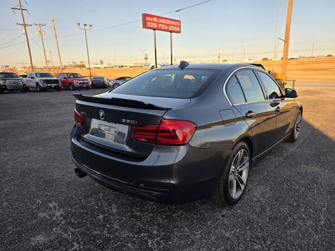Used 2018 BMW 330i xDrive Sedan w/ Premium Package image 7
