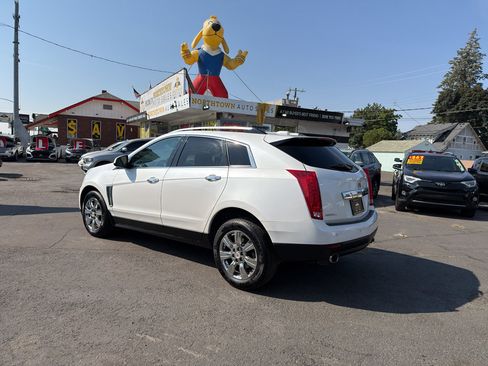 Used 2015 Cadillac SRX Luxury AWD/4WD image 4