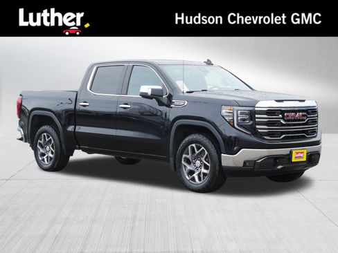 Used 2022 GMC Sierra 1500 SLT w/ SLT Convenience Package AWD/4WD image 1