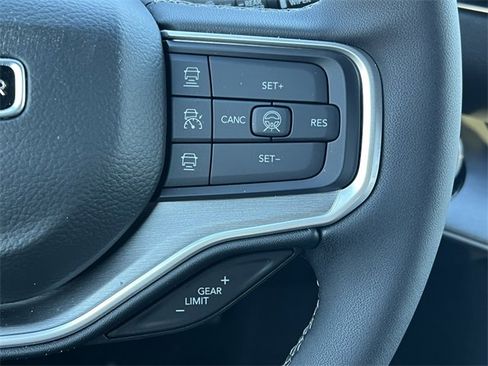 New 2026 Jeep Grand Wagoneer Limited w/ Premium Group II image 22