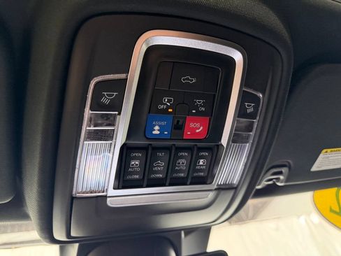 Used 2022 RAM 1500 Limited w/ Bed Utility Group AWD/4WD image 31
