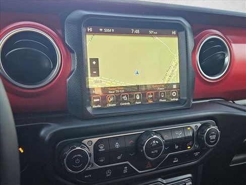 Used 2022 Jeep Gladiator Rubicon w/ LED Lighting Group image 13