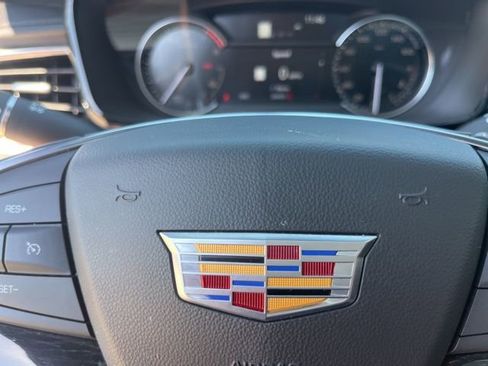 Certified 2025 Cadillac XT5 Premium Luxury image 43