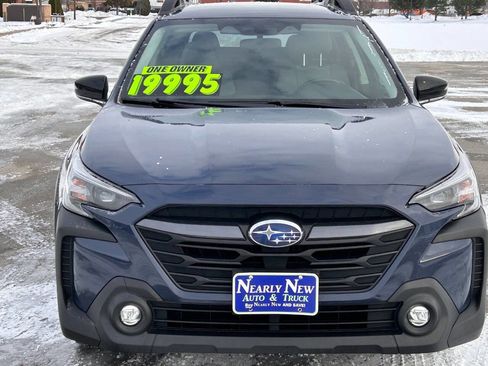 Used 2024 Subaru Outback Premium image 8