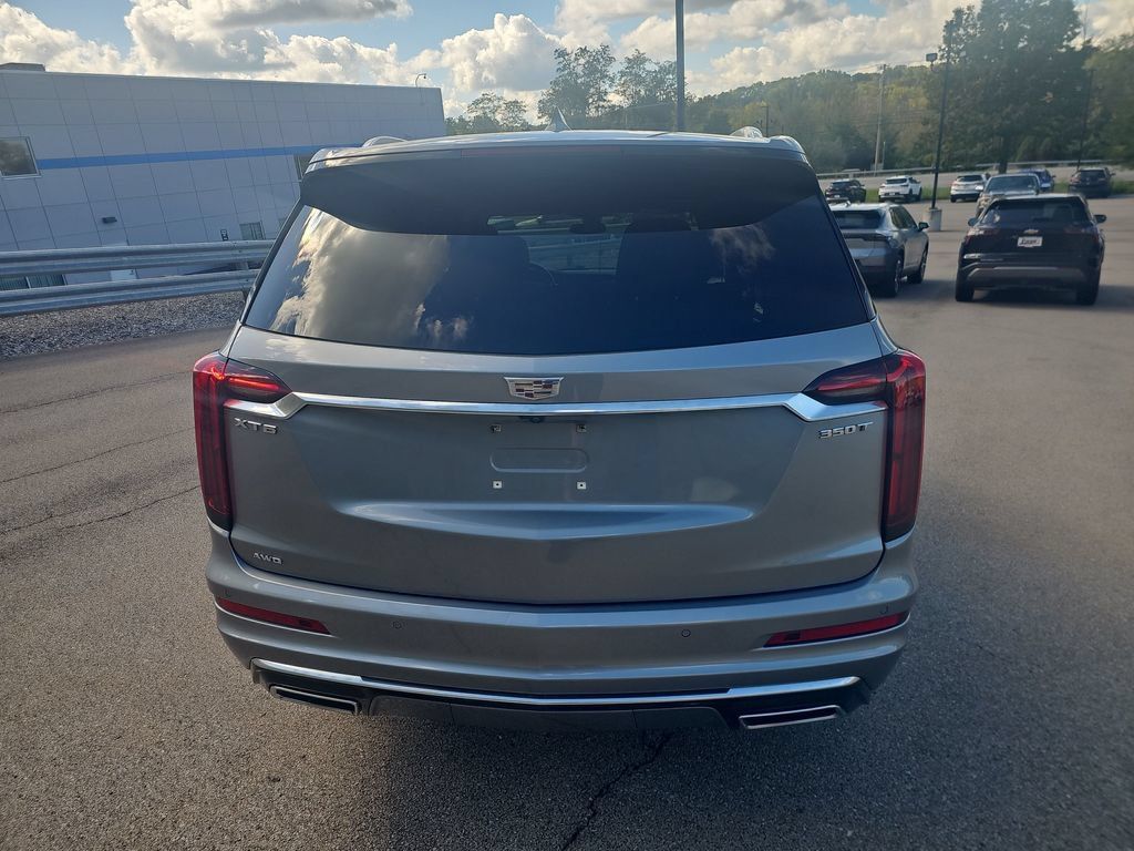Used 2023 Cadillac XT6 Luxury AWD/4WD image 7