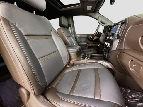 Used 2019 GMC Sierra 1500 Denali w/ Denali Ultimate Package AWD/4WD image 31
