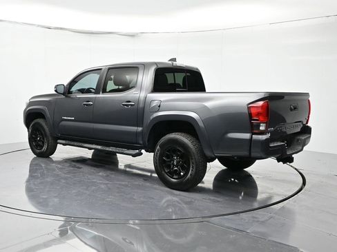 Used 2022 Toyota Tacoma SR5 image 7