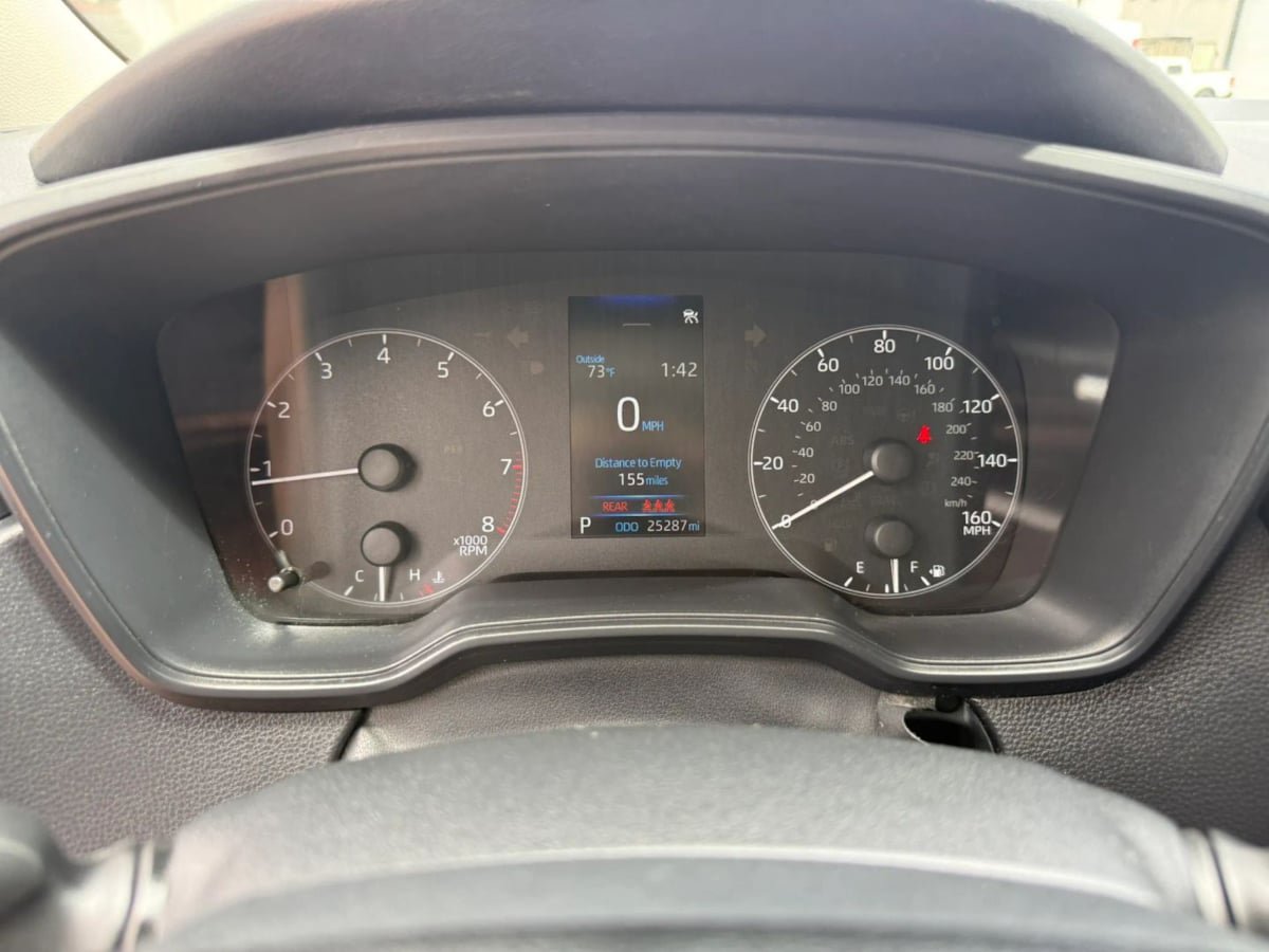 Used 2024 Toyota Corolla LE FWD image 24