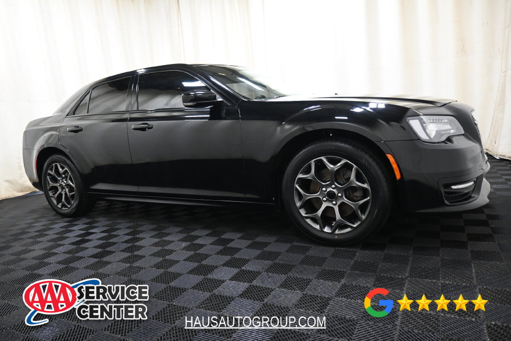 Used 2017 Chrysler 300 S w/ 300S Premium Group AWD/4WD image 18