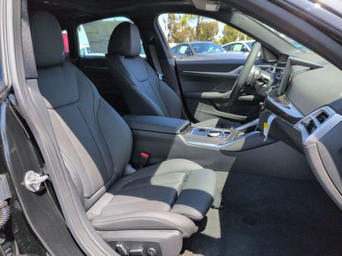 New 2026 BMW M440i w/ Premium Package RWD image 33