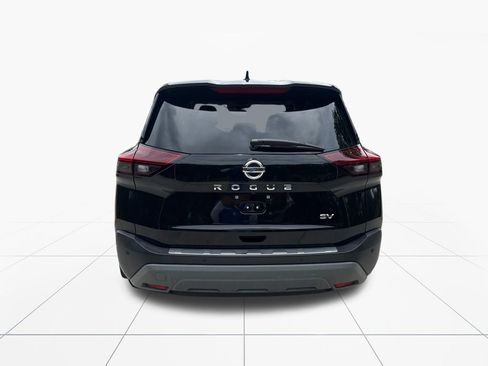 Used 2021 Nissan Rogue SV FWD image 7