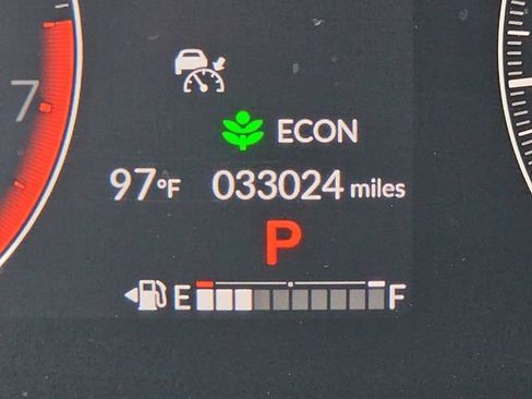 Used 2024 Honda Pilot EX-L image 16