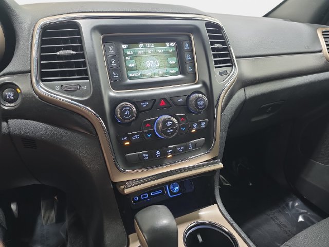 Used 2016 Jeep Grand Cherokee Laredo w/ Quick Order Package 23E AWD/4WD image 20