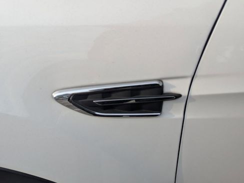 Used 2017 Ford Escape SE AWD/4WD image 22