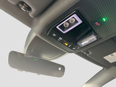 Certified 2024 Volkswagen GTI S image 18