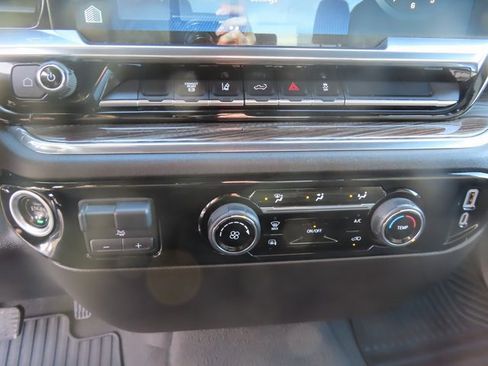 Certified 2024 Chevrolet Silverado 3500 LT image 32