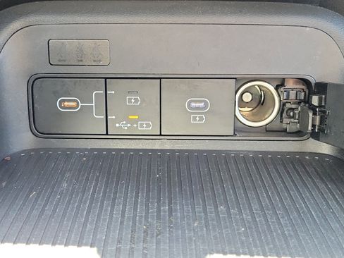 Used 2024 Hyundai Kona SE FWD image 26