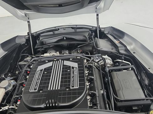 Used 2015 Chevrolet Corvette Z06 w/ 3LZ Preferred Equipment Group RWD image 25