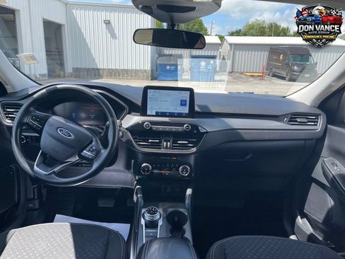 Used 2025 Ford Escape Active AWD/4WD image 12