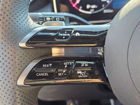 Used 2026 Mercedes-Benz GLC 300 4MATIC image 26