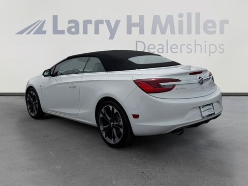 Used 2016 Buick Cascada Premium image 3