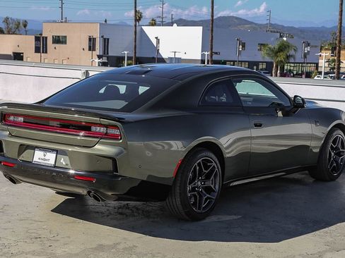 New 2026 Dodge Charger Scat Pack w/ Blacktop Package AWD/4WD image 9