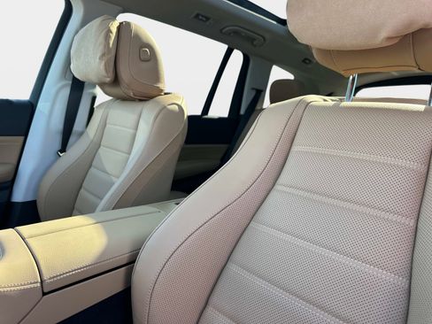 New 2026 Mercedes-Benz GLS 450 4MATIC image 25