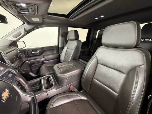 Used 2019 Chevrolet Silverado 1500 LTZ w/ LTZ Premium Package AWD/4WD image 35
