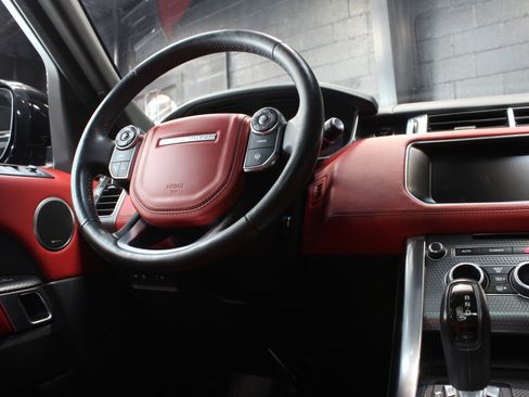 Used 2017 Land Rover Range Rover Sport Autobiography image 51