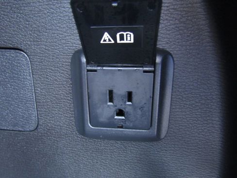 Used 2024 Mitsubishi Outlander SEL AWD/4WD image 37
