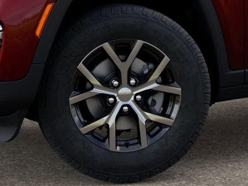 New 2025 Jeep Grand Cherokee Limited image 4