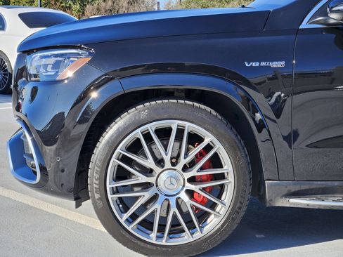Used 2024 Mercedes-Benz GLS 63 AMG 4MATIC image 11